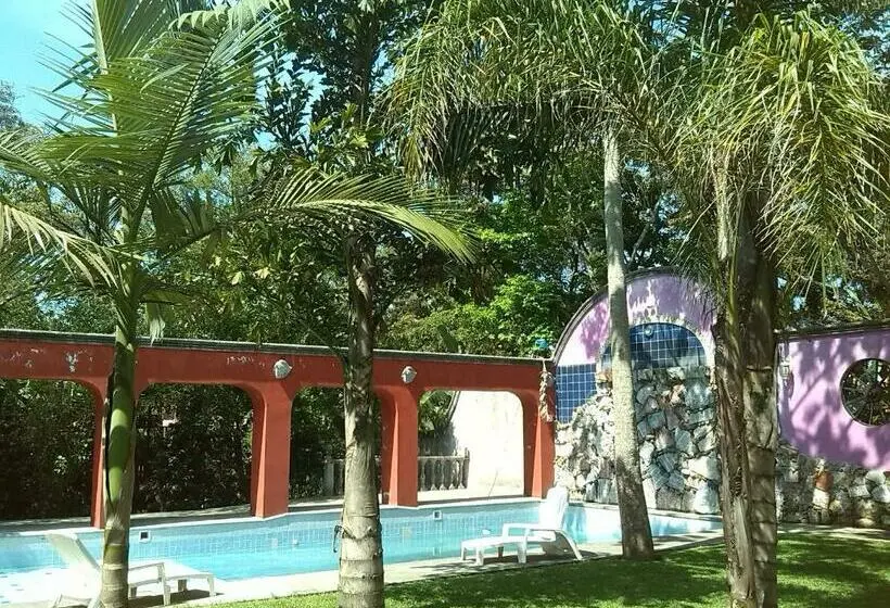 Standard Neljän Hengen Huone, Hacienda Xico Inn