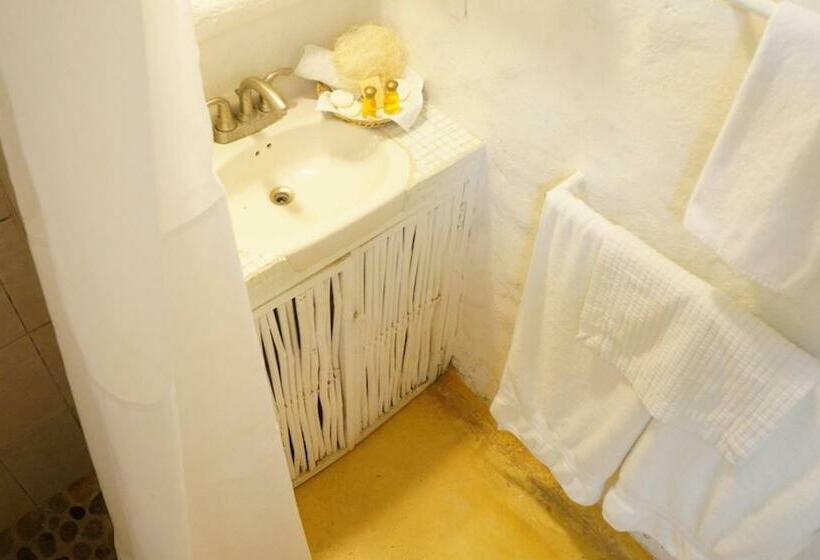 标准平房, Junto Al Rio Bungalows & Suites