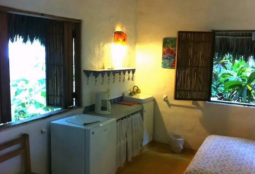 スイート, Junto Al Rio Bungalows & Suites