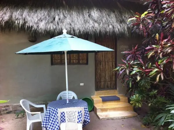 スイート, Junto Al Rio Bungalows & Suites