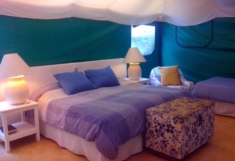 Superior Tent, Junto Al Rio Bungalows & Suites