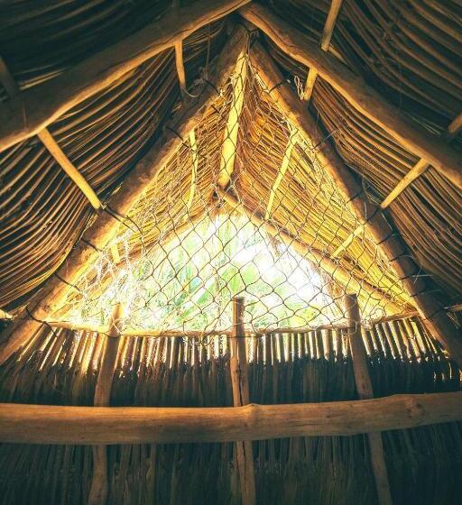 بنجلو قياسى, Junto Al Rio Bungalows & Suites