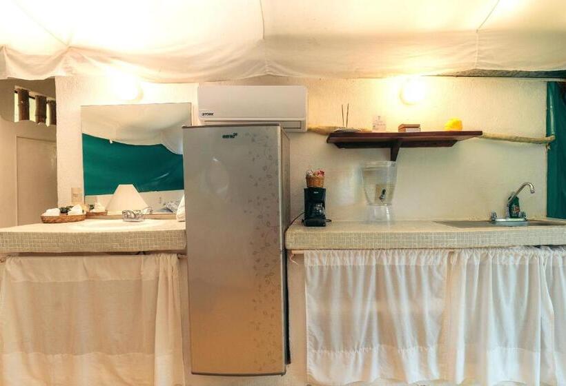 Superior Tent, Junto Al Rio Bungalows & Suites