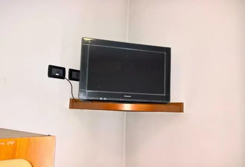 Standard Yhden Hengen Huone, La Rotonda