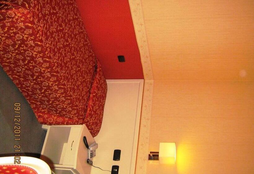 اتاق استاندارد یک نفره, Mosca