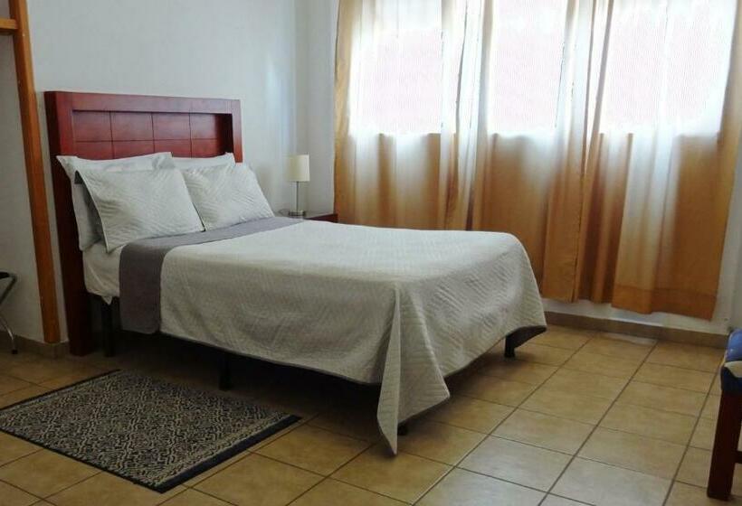 スタンダードルーム, San Miguel Penjamo