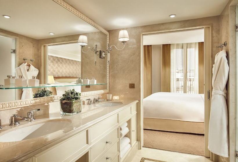 Suite, Splendide Royal Paris   Relais & Châteaux