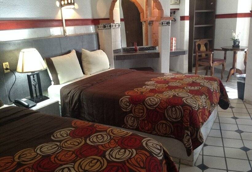 标准三人间, Terranova Tampico