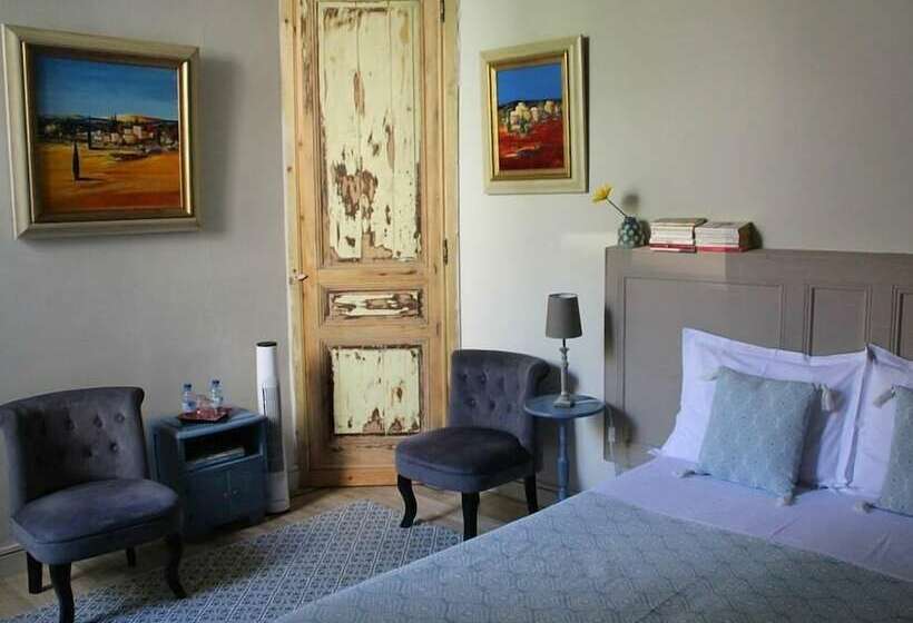 Номер Стандарт с Террасой, Une Chambre En Ville