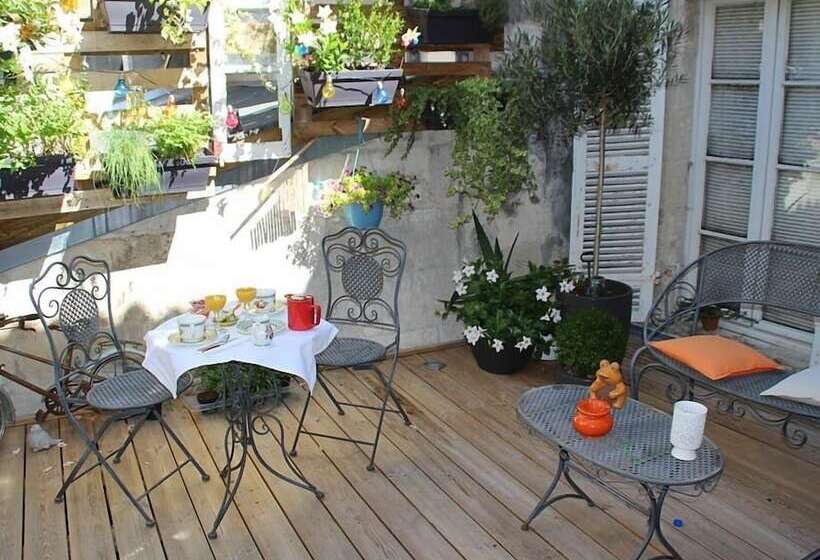 חדר סטנדרט עם טרסה, Une Chambre En Ville