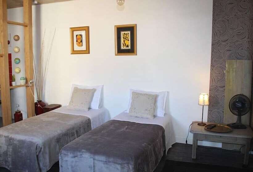 חדר סטנדרט עם טרסה, Une Chambre En Ville