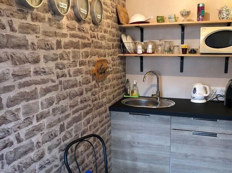 חדר סטנדרט עם טרסה, Une Chambre En Ville