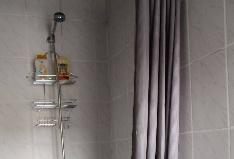 חדר סטנדרט עם טרסה, Une Chambre En Ville