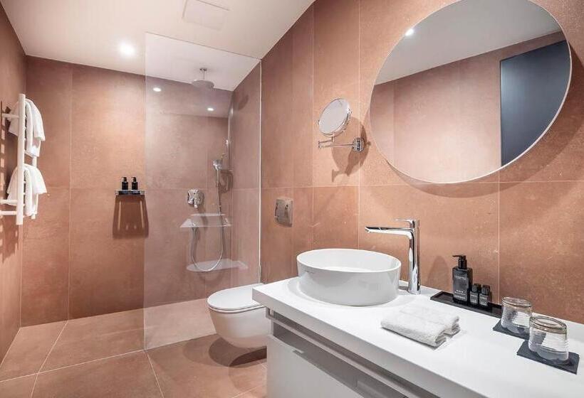 Номер Премиум, Aminess Younique Narrivi