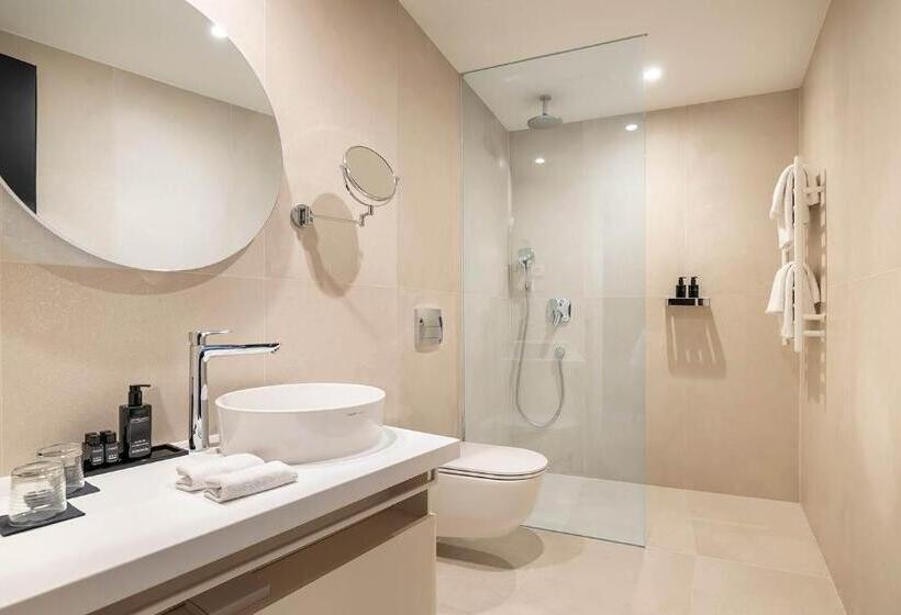 Номер Deluxe Вид на Море с Балконом, Aminess Younique Narrivi