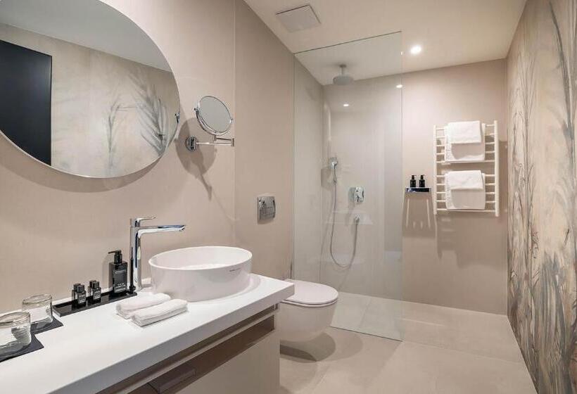 Люкс Вид на Море, Aminess Younique Narrivi