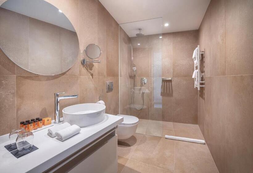 Семейный Номер Superior, Aminess Younique Narrivi