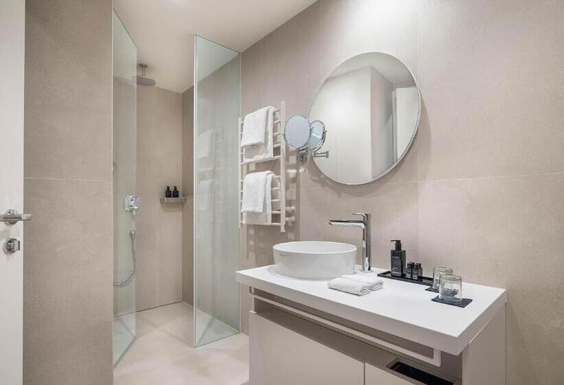 Номер Deluxe Вид на Море Боковой, Aminess Younique Narrivi