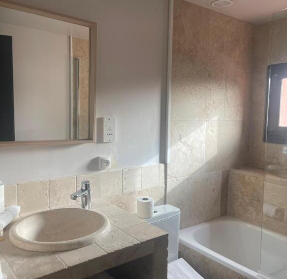 Номер Deluxe, Le Victoria Boutique Hôtel