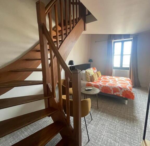 Habitación Triple Estándar, Le Victoria Boutique Hôtel