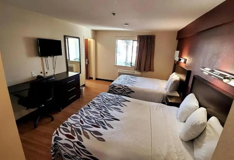 シティビューのデラックスルーム, Sacramento Inn & Suites