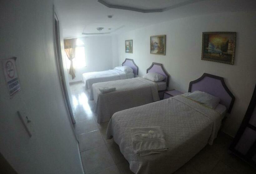 스탠다드 트리플 룸, Backpacker Inn