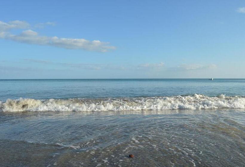 Четырехместный Номер Стандарт, Acuarela Hostal