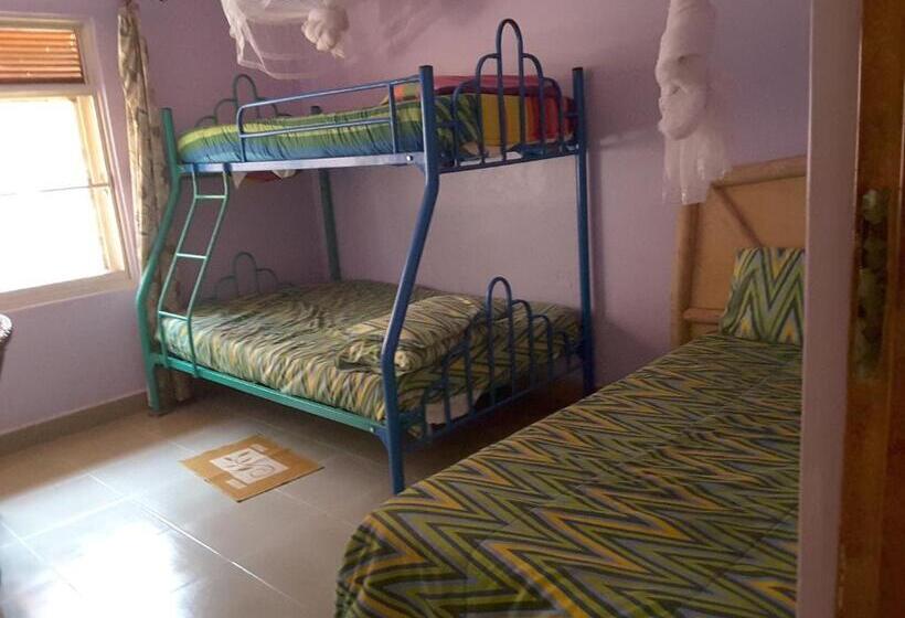 سوییت خانوادگی, Brownstone Country Home