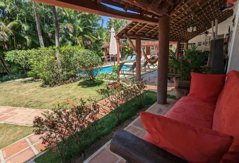 اتاق استاندارد با چشمانداز استخر, Villa Botero By Casa Mojito
