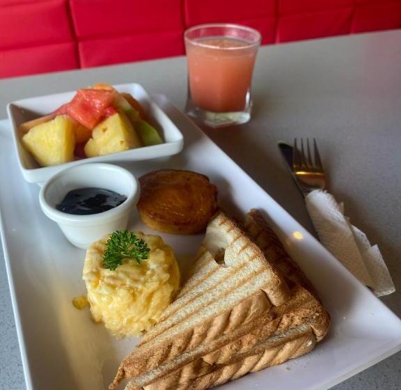베이직 3인 룸, Villa Iguana