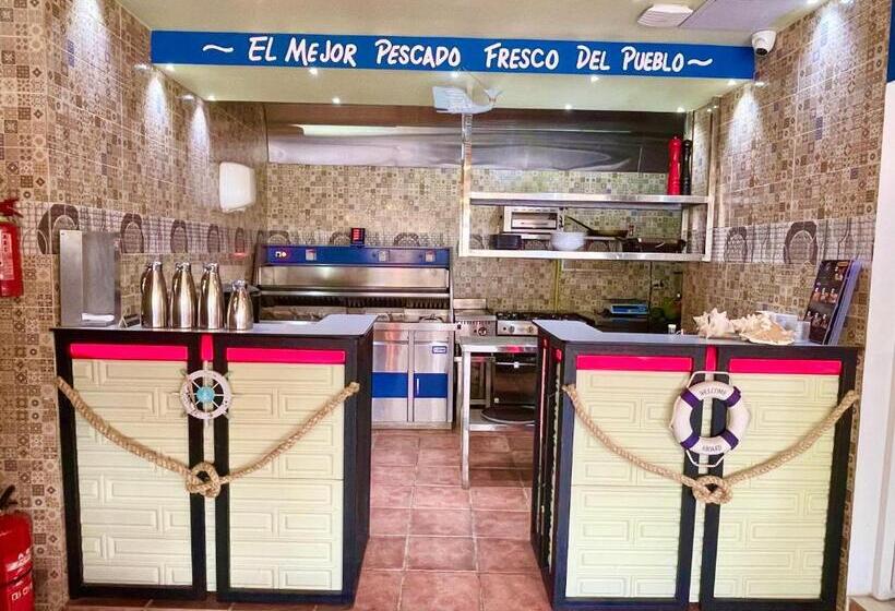 اتاق خانوادگی, Villa Iguana