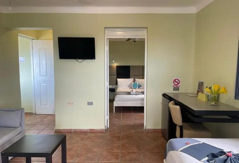 Comfort Triple Room