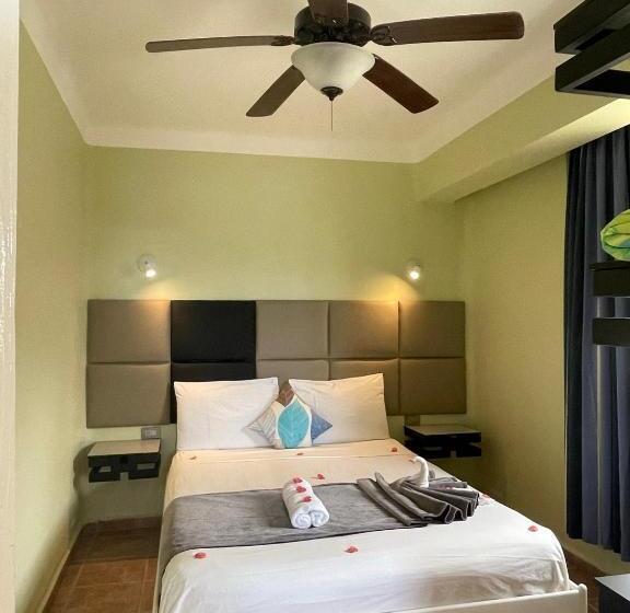 اتاق راحتی سه تخته, Villa Iguana