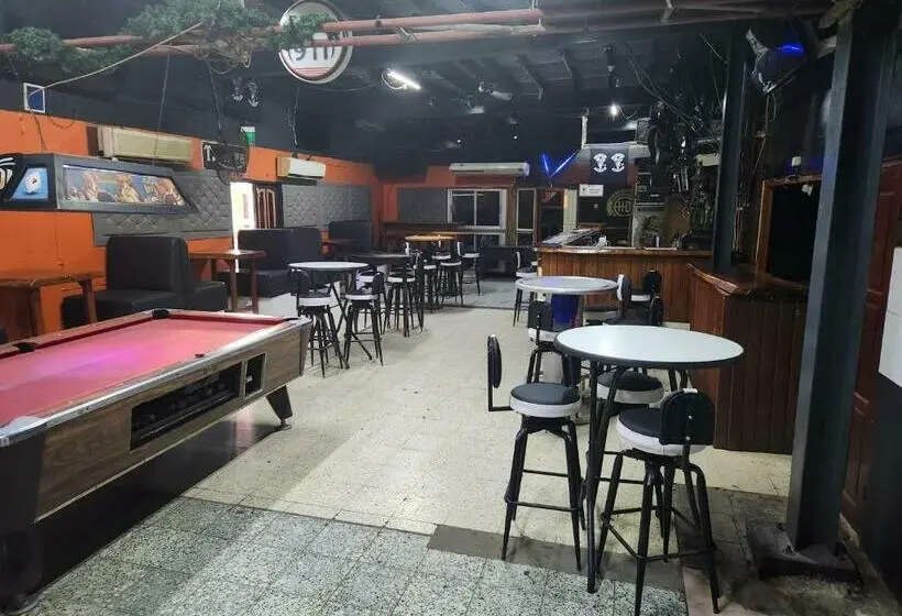 اتاق استاندارد با بالکن, Bar Restaurant Emergency 911 Sto Lk Group