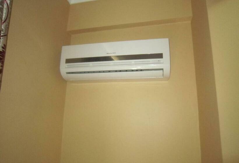 اتاق استاندارد یک نفره, Butterfly