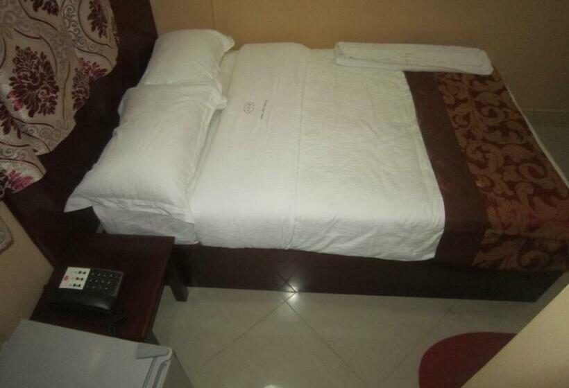 اتاق استاندارد یک نفره, Butterfly