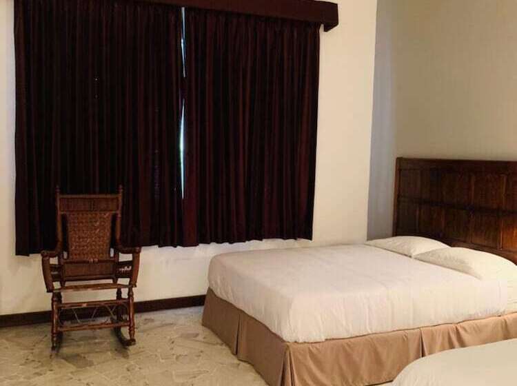 اتاق خانوادگی, Casa Del Sol