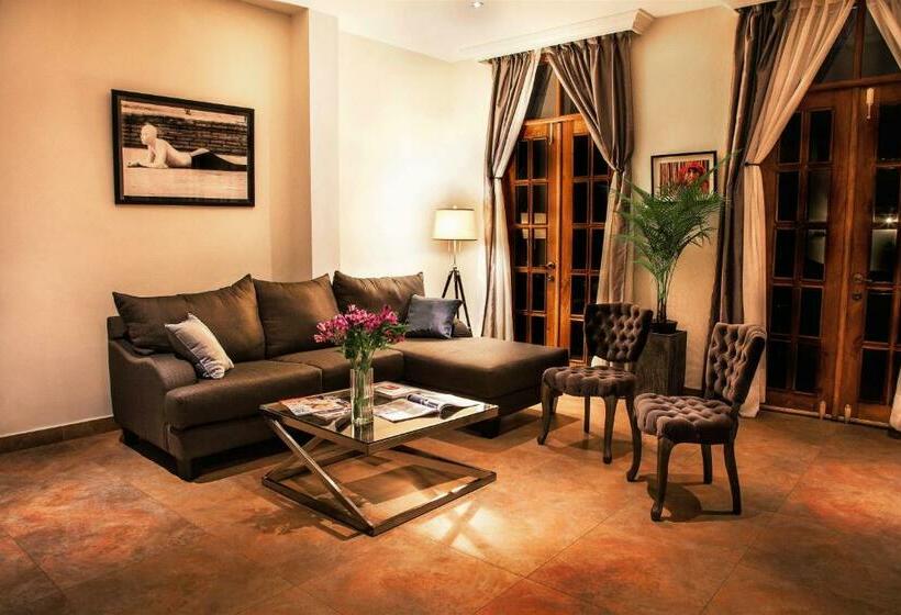 جناح, La Isabela Suites
