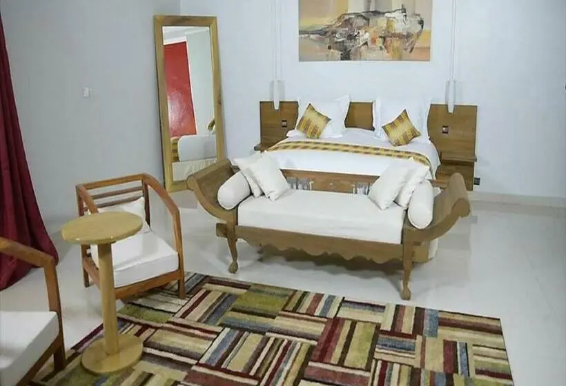 سوییت اجرایی, Le Patio