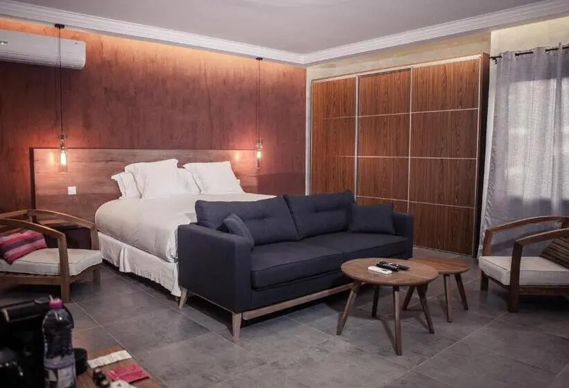 اتاق لوکس, Le Patio