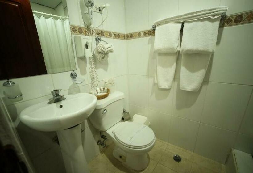 سوییت سوپریور, Los Jardines