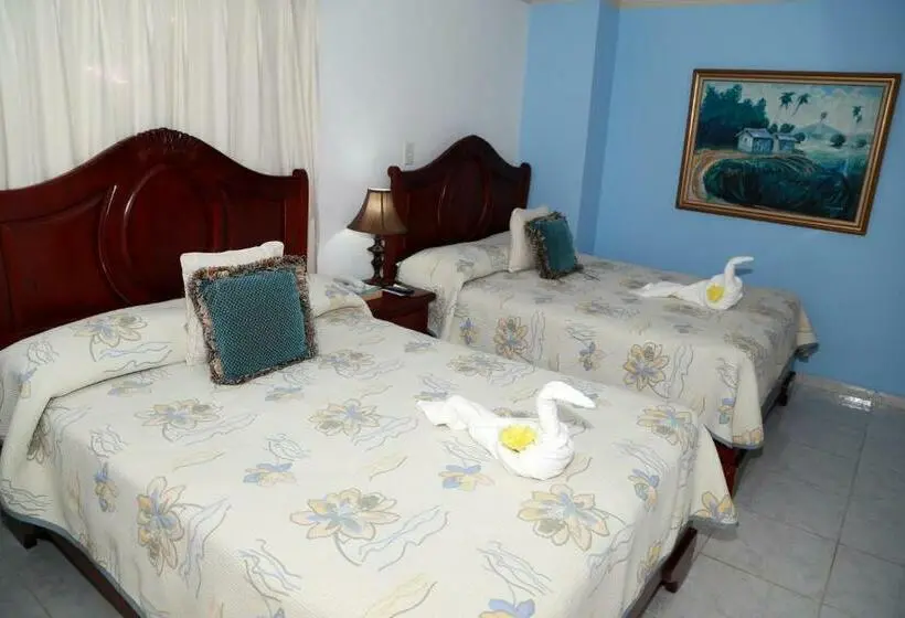 سوییت جونیور, Los Jardines