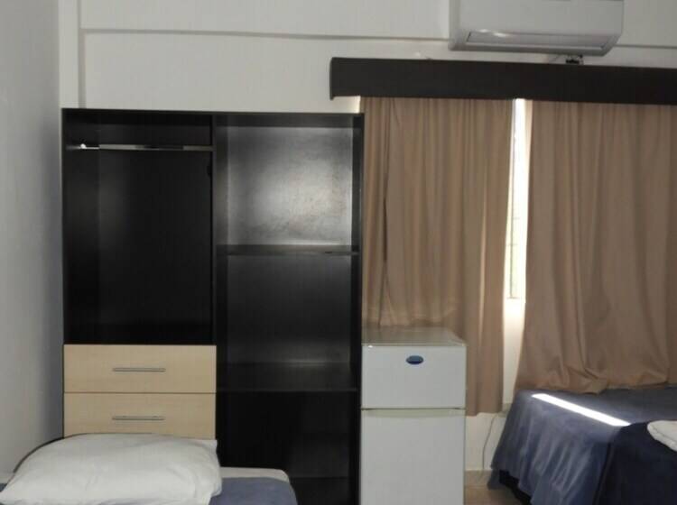 اتاق استاندارد چهار تخته, Puesta Del Sol