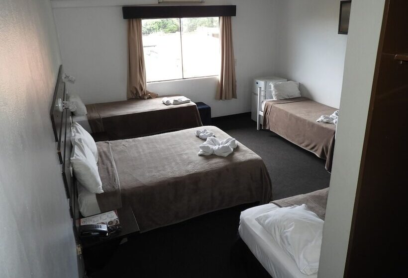 اتاق استاندارد چهار تخته, Puesta Del Sol