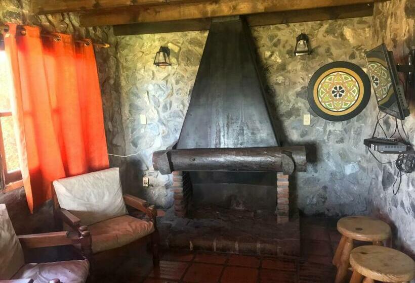 کابین, San Francisco De Las Sierras