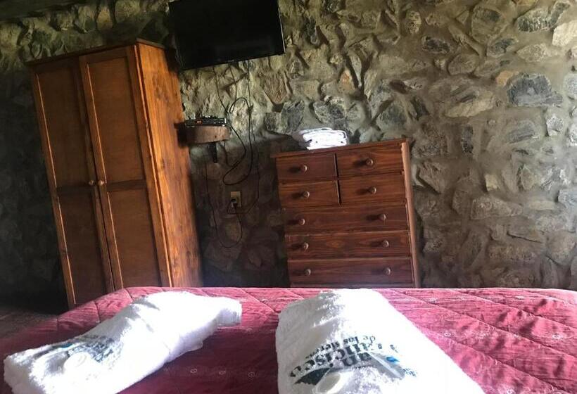 اتاق استاندارد با چشم‌انداز کوهستان, San Francisco De Las Sierras