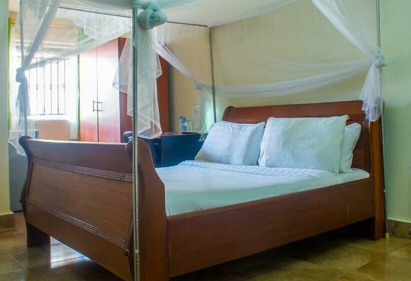 اتاق لوکس, Sandton Hotel Kasese