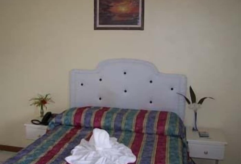 اتاق استاندارد, Stephanie S Apartments Ltd