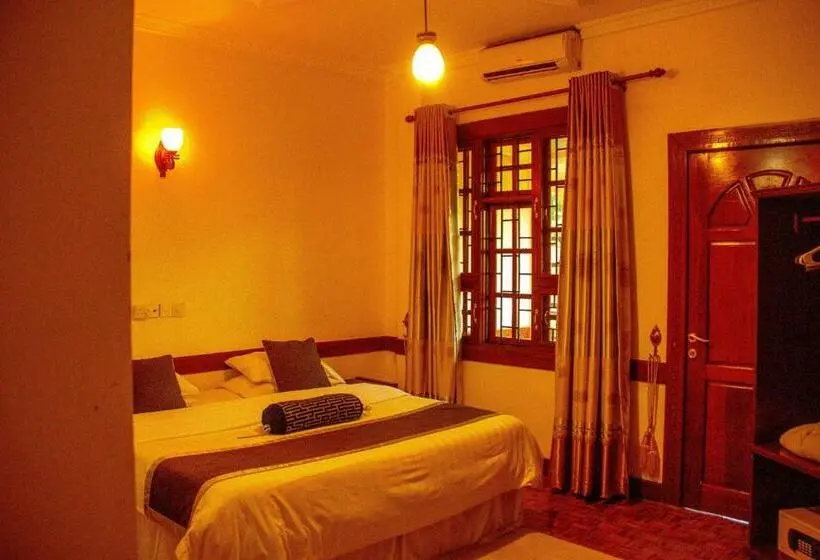 اتاق لوکس یک تخته, The Charity Hotel International