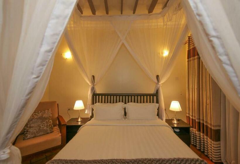اتاق لوکس, Victoria Forest Resort